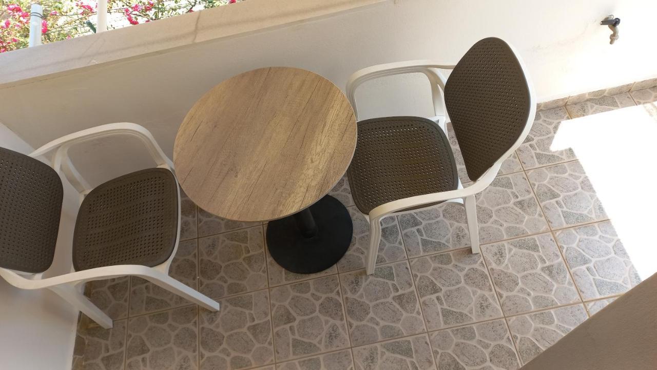 Vila Avni Likometi Ksamil Quarto foto